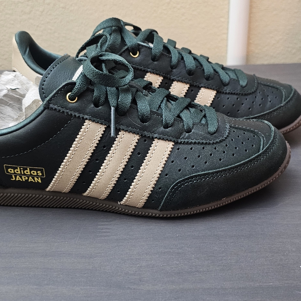 W Adidas Originals Japan Mineral Green Crystal Sand